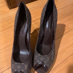 Louis Vuitton Monogram Brown Peep-Toe Heels Romance Heels